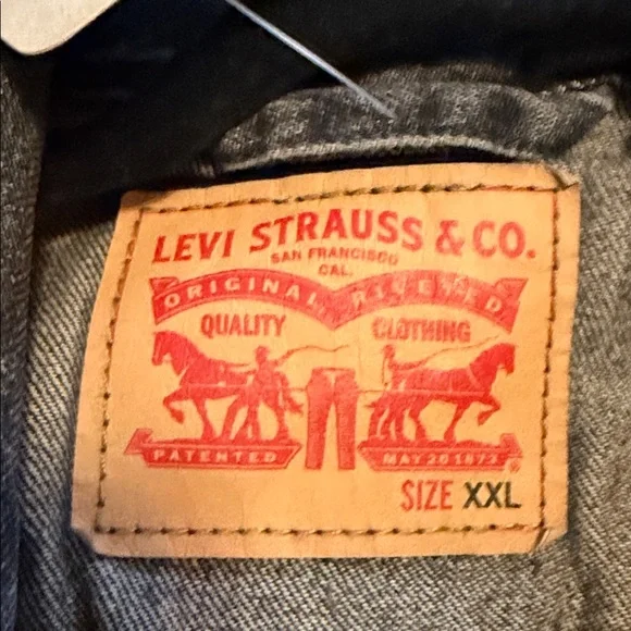 Levi Strauss & Co Denim Jacket - Picture 3 of 8